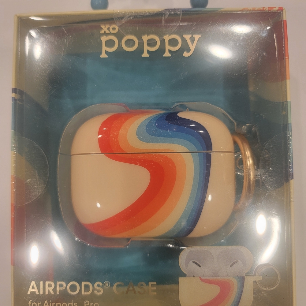 XO Poppy Cream AirPods Pro Case